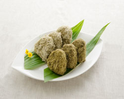 ランチは、｢高岡昆布飯｣。